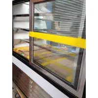 Leader CVK57 - 57" Curved Glass Refrigerated Bakery Display Case - Counter Height