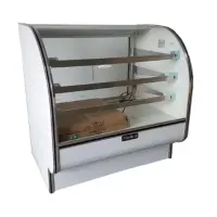 Leader CVK48 - 48" Curved Glass Refrigerated Bakery Display Case - Counter Height