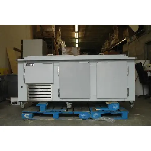 Leader PT84 - 84" Pizza Prep Table