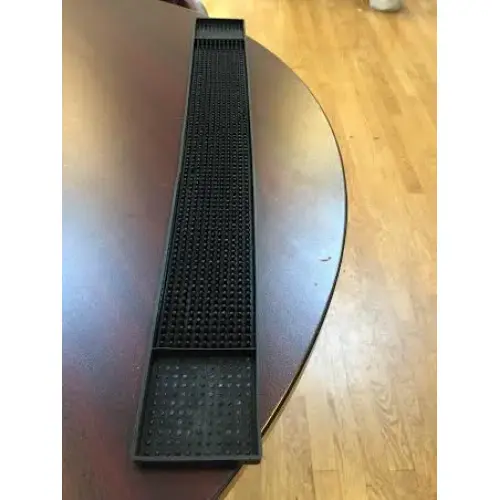 Update International BM-27BK - 27" X 3.25" Rubber Bar Service Mat